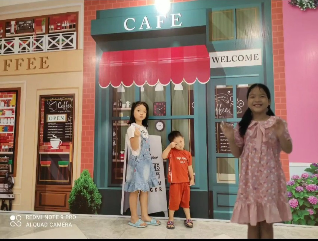 Học sinh Lily &nbsp; &nbsp; &nbsp; &nbsp; &nbsp; &nbsp; &nbsp; &nbsp; &nbsp; &nbsp; &nbsp; &nbsp; &nbsp; &nbsp; &nbsp; &nbsp; &nbsp; &nbsp; &nbsp; &nbsp; &nbsp; &nbsp; &nbsp; &nbsp; &nbsp; &nbsp; &nbsp;